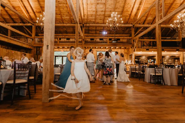 The Barn At Creek's Bend