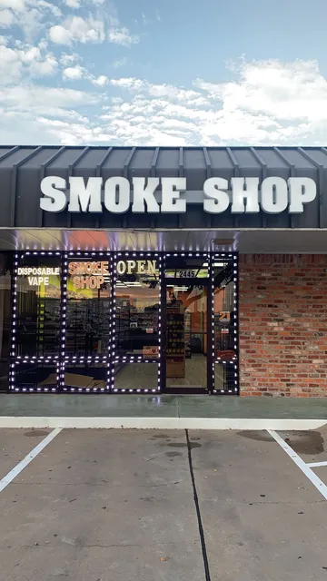 SMOKE SHOP ( SMOKE CENTER )