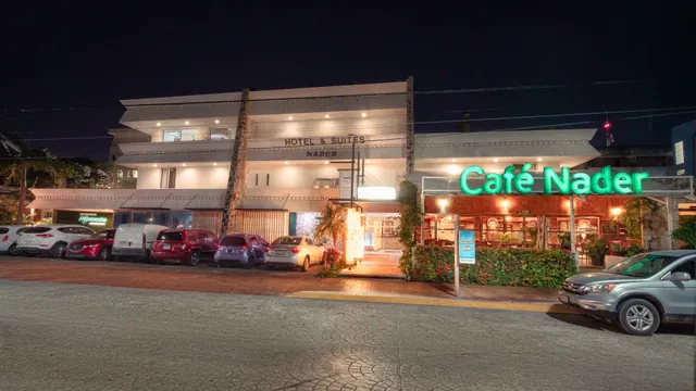 Hotel Náder