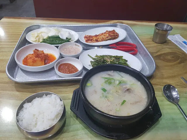 목촌돼지국밥 화명점