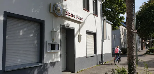 Bistro Point