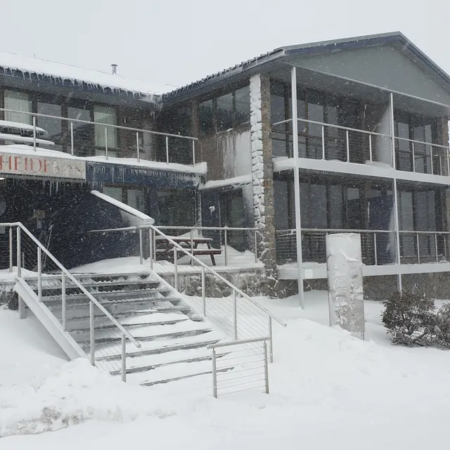 Mountain View Chalet at Heidi's Apartments