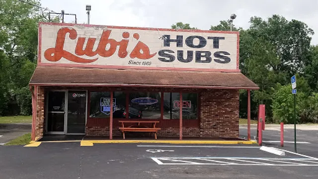 Lubi’s hot subs