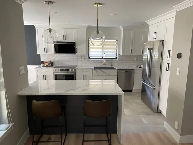 J & R Kitchen and Flooring Inc.