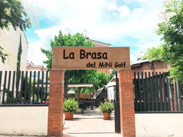 La BRASA del MINIGOLF