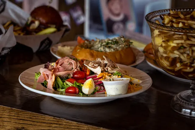 Leopold's Tavern Winnipeg - Osborne South