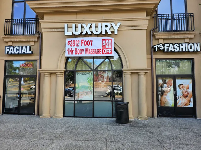 Luxury Massage/ Facial