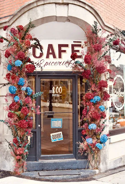 Chez Mère Grand Café et Épicerie