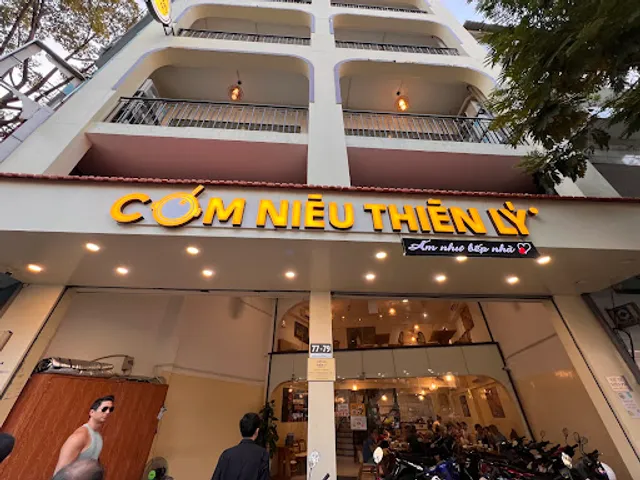 Cơm Niêu Thiên Lý