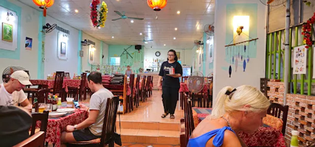Ngoc Lan Restaurant