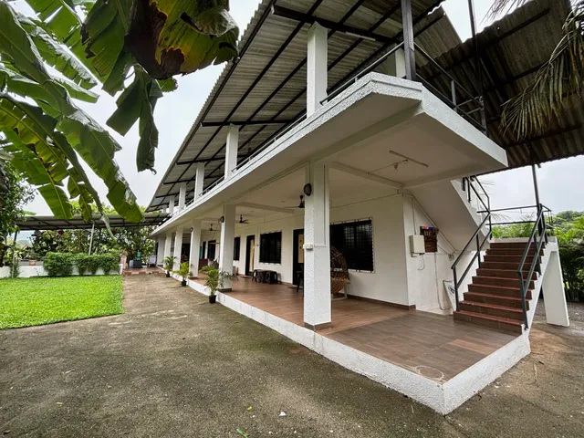 Sarovar's Nest | Lakeview