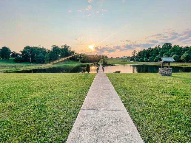 Legacy Lakes Wedding Venue