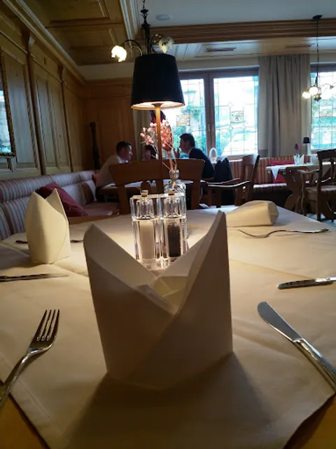 Hubertushof - Traditionswirtshaus & Cafe