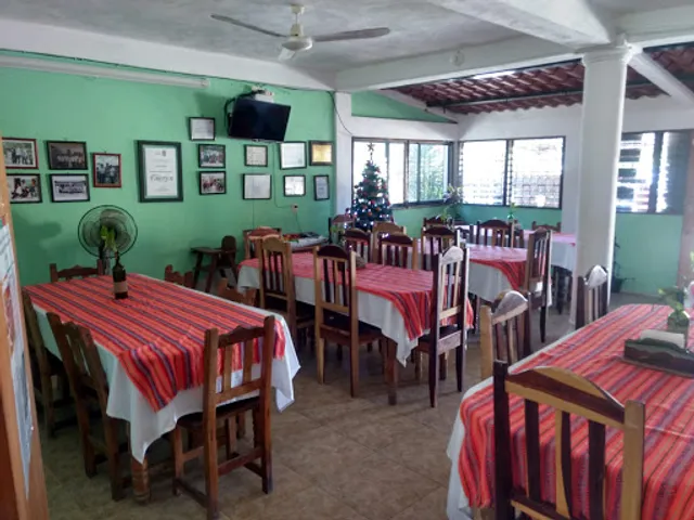 Restaurante "Los Cocodrilos"