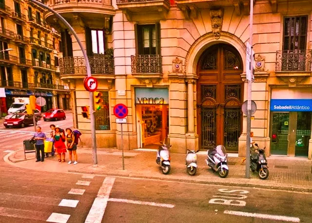 Alternative Creative Youth Hostel Barcelona
