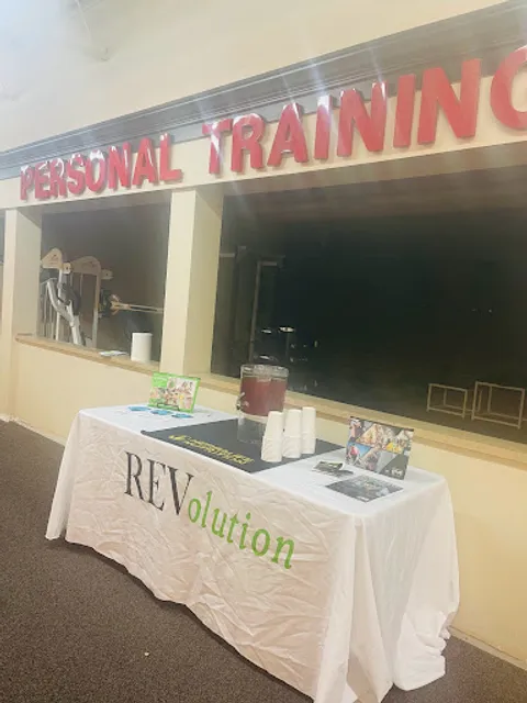 Revolution Nutrition Club