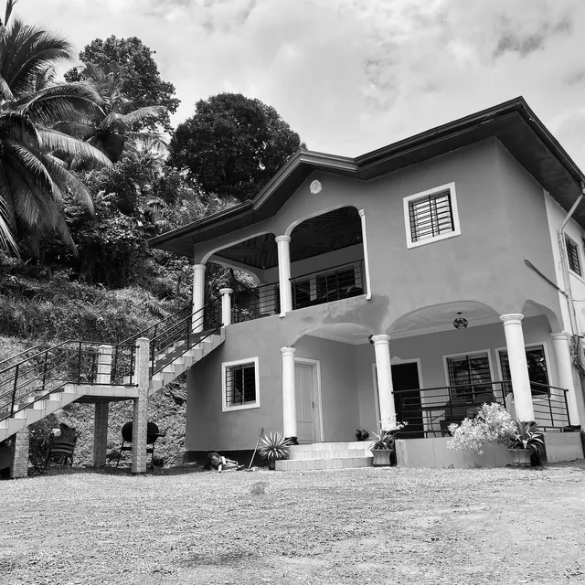 PRESTIGE BEACH RESIDENCE