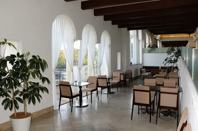 カフェテラス＆カフェラウンジ