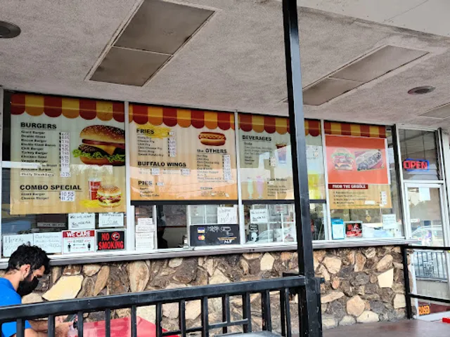 1/4 Pound Giant Burgers