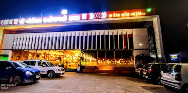 Shree Khodiyar Kathiyawadi Dhaba