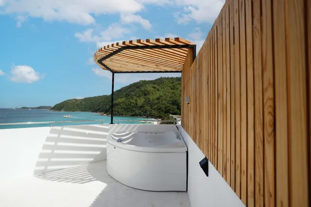 Ennkai Beachfront Resort Koh Larn