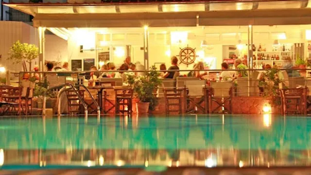 Yacht Club Jamaica Pool Bar