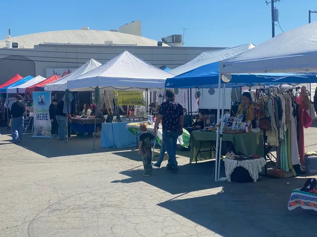 F Street Farmers Market