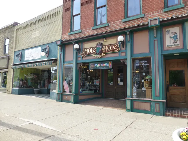 Mole Hole