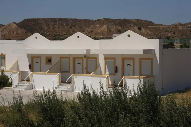 Nikos 2 Studios & Apartments