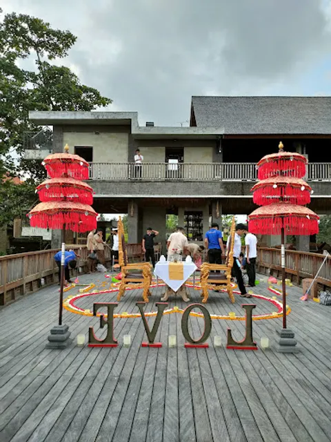 Sunkissed Pool Bar, UBUD