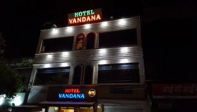 Hotel Vandana/ Budget & Business Hotel