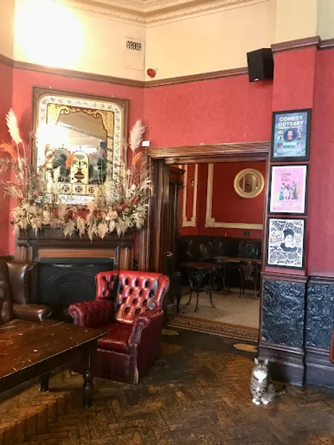 The Salisbury Hotel (Harringay)