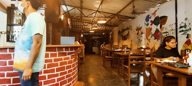 Fisherman's Local Bar & Restaurant