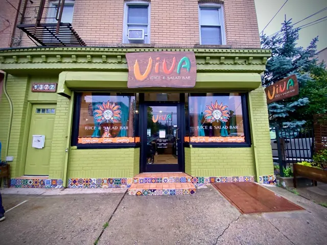 Viva Juice and Salad Bar