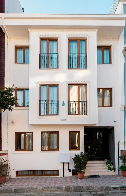 Atam Suites & Apartments