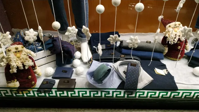 Status Homo Abbigliamento Uomo Donna