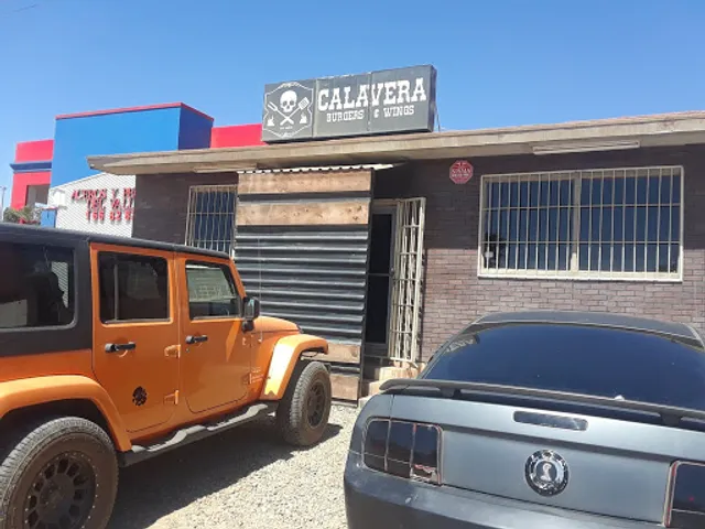 CALAVERA BURGERS & WINGS