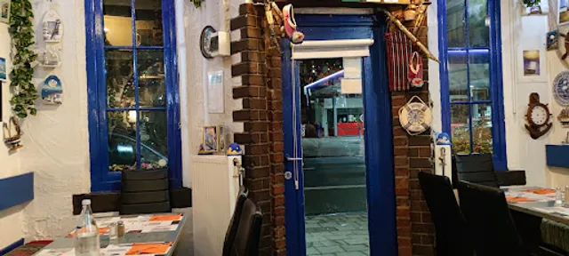 Archipelagos Food, Restaurant