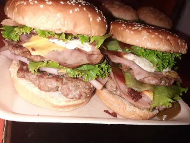 Hamburguesas Man-Val