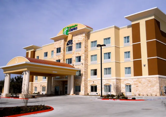 Holiday Inn Express & Suites Temple - Medical Center Area by IHG