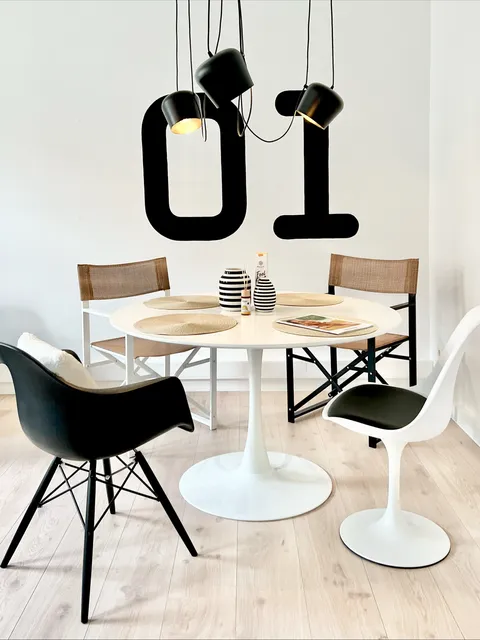 MAKERS + ROOMS APARTMENTS