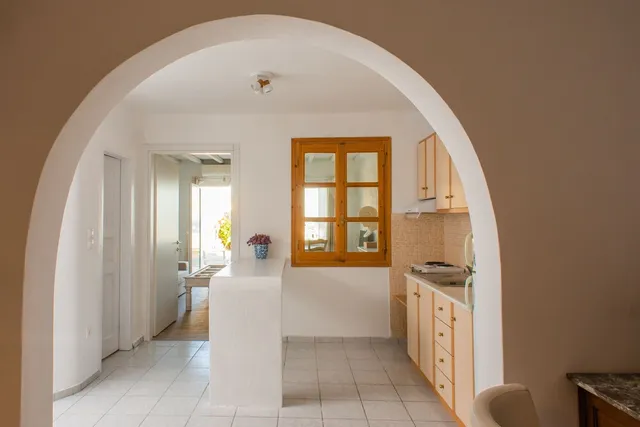 The Corfos Hills House