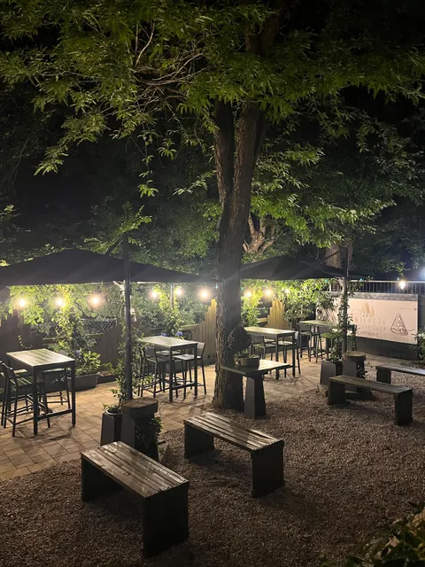 SANTA TERESA Pizza & Pastry Shop