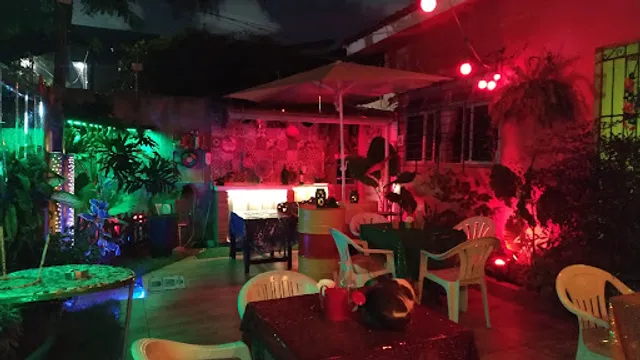 Espaço tô em Casa