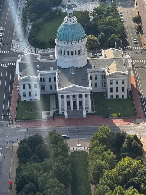 Gateway Arch Visitor Center