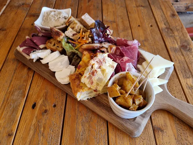 La Cave À Manger - La Roche-sur-Yon