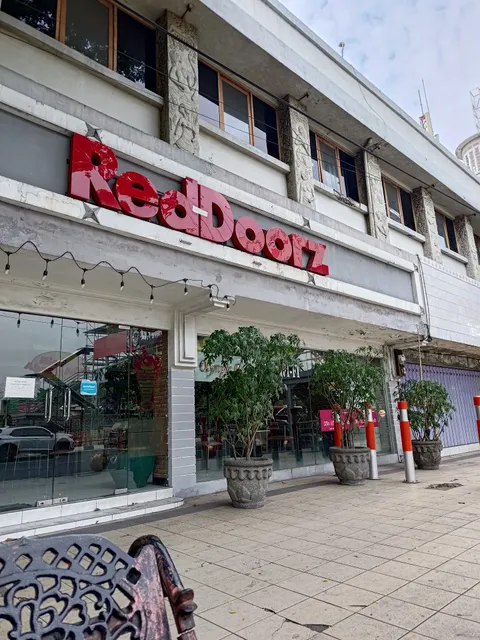 RedDoorz @ Urip Sumoharjo