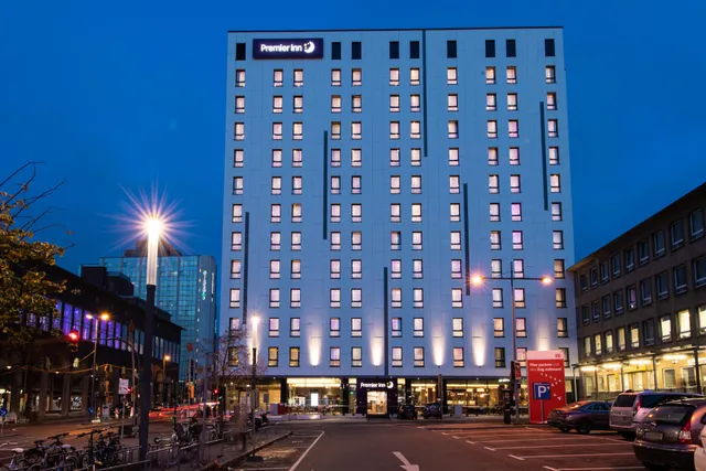 Premier Inn Essen City Centre Hotel