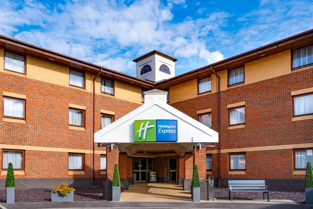 Holiday Inn Express Taunton East by IHG