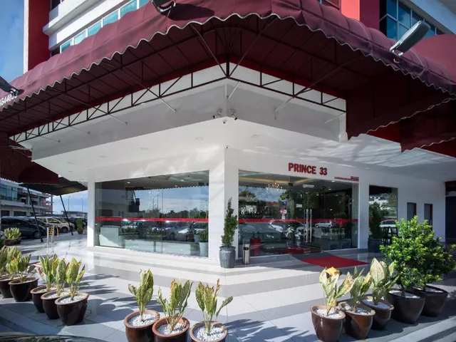 Prince 33 Hotel